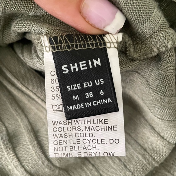 Shein Ribbed Green Sweater - Picture 2 of 2
